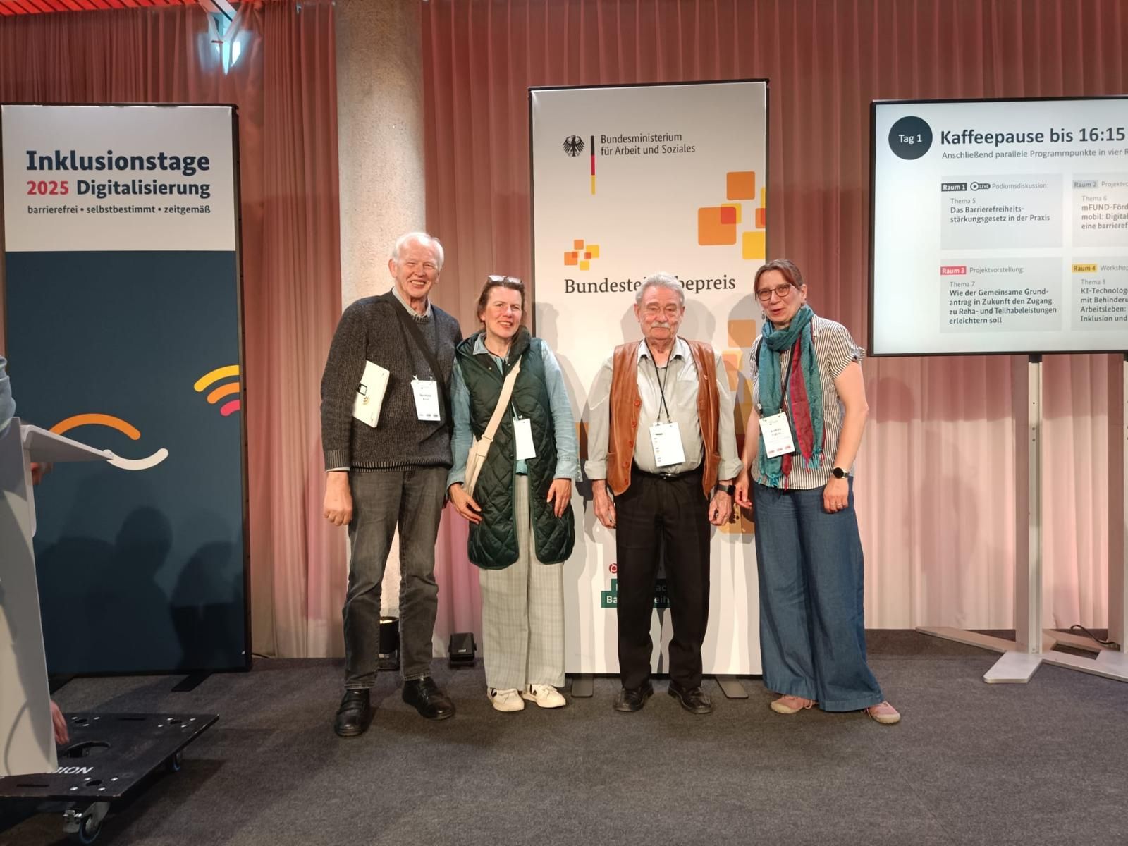 Hans-Werner Eisfeld mit Simone Siebert, Reinhold Krull und Andrea Fabris